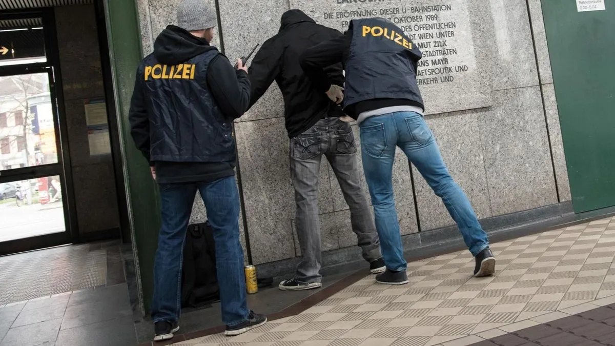 Akcija je započela još u novembru hapšenjem jednog Hrvata u bečkom Meidlingu, a čije je svjedočenje dovelo do svih osumnjičenih dilera koji su privedeni