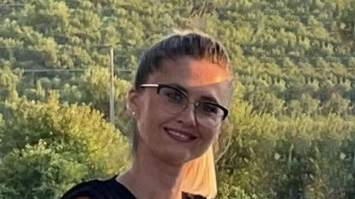   Prijatelji su potvrdili da je nažalost preminula preminula Edina Mešić, koja je izgubila bitku s teškom bolešću uprkos velikim naporima ljekara, porodice i šire zajednice.