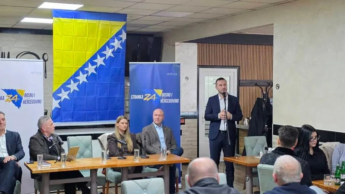 Predsjednik Stranke za BiH Semir Efendić podsjetio je da će stranka naredne godine obilježiti 30 godina djelovanja