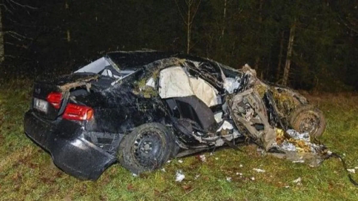 Pošto je kod vozača utvrđena prisutnost alkohola, izvršeno je uzimanje krvi i oduzeta mu je vozačka dozvola