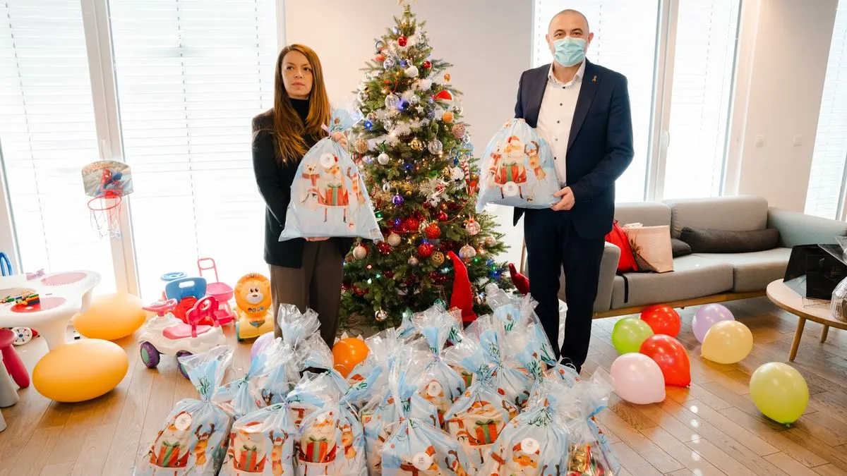 Novogodišnji paketići za djecu Udruženja „Srece za djecu oboljelu od raka“