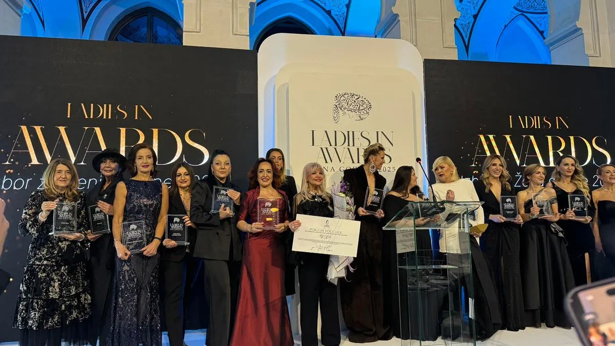 Projekat Dani žene, manifestacije koja je održana u Sarajevu, krunisan je večerašnjim Izborom za Ženu godine – Ladies In Awards. 