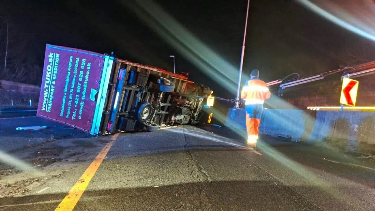 Zbog teške situacije, kolege vozači pokrenuli su akciju pomoći kako bi Krekić mogao sanirati štetu i nastaviti raditi.