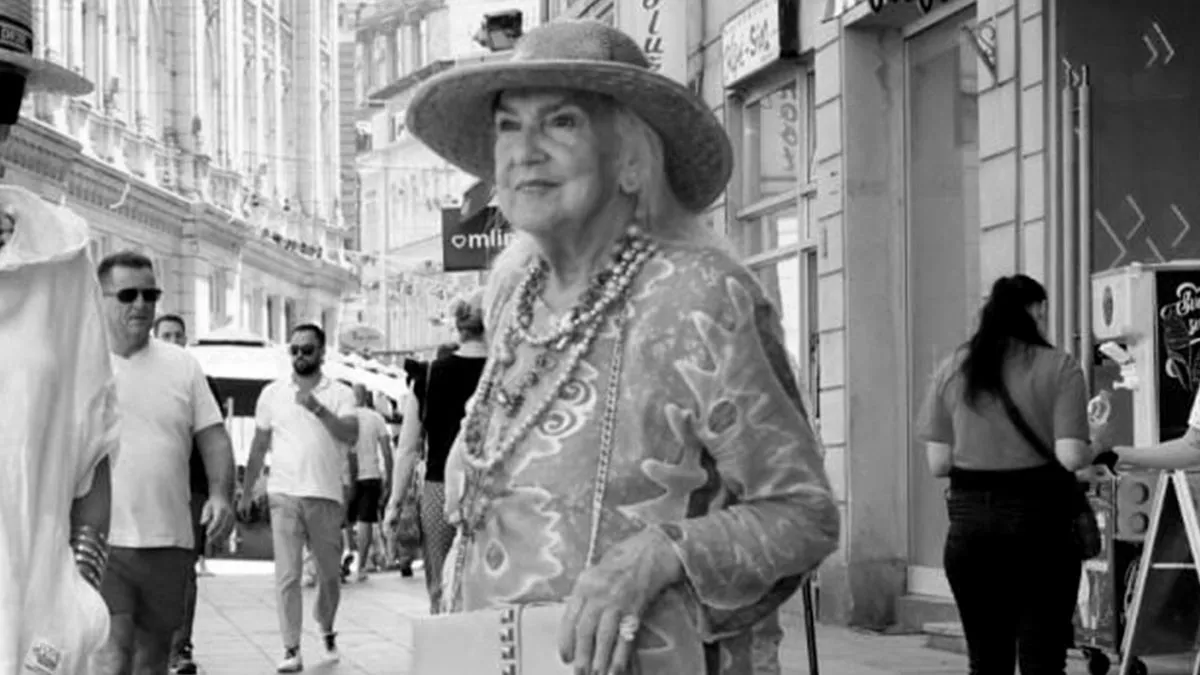 Zbog svojih upečatljivih modnih izdanja Hatidža i njena prijateljica Samka svojevremeno su dospjele u sve bosanskohercegovačke, ali i regionalne medije. 