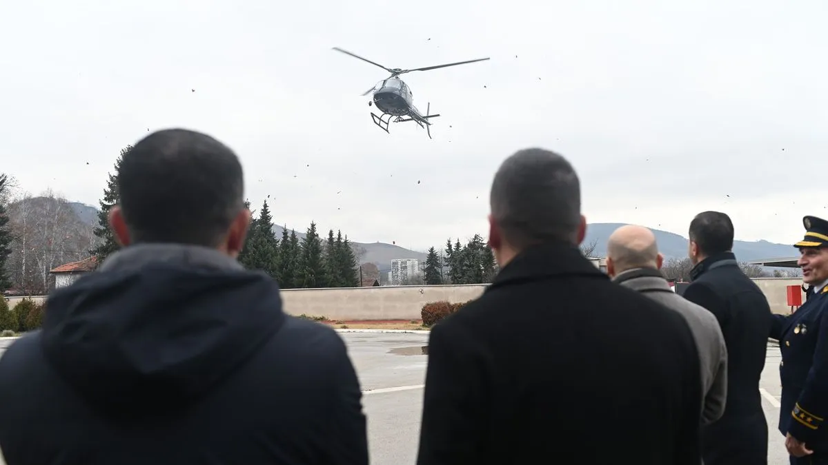 Premijer Nezir Pivić istakao je da je današnji događaj poseban za Zeničko-dobojski kanton i da je nabavka helikoptera rezultat jedinstva i odgovornog rada Vlade ZDK