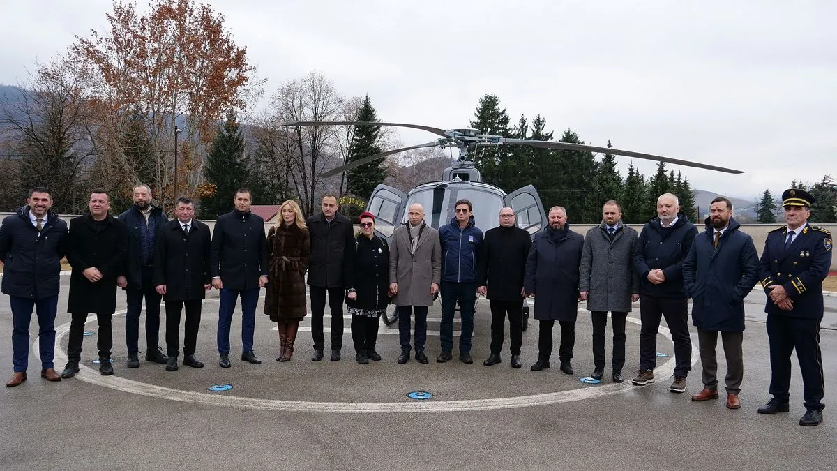 Premijer Nezir Pivić istakao je da je današnji događaj poseban za Zeničko-dobojski kanton i da je nabavka helikoptera rezultat jedinstva i odgovornog rada Vlade ZDK