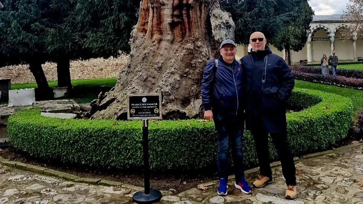 Menadžer sa suprugom i njihovom dvogodišnjom kćerkicom boravi u prelijepom Istanbulu