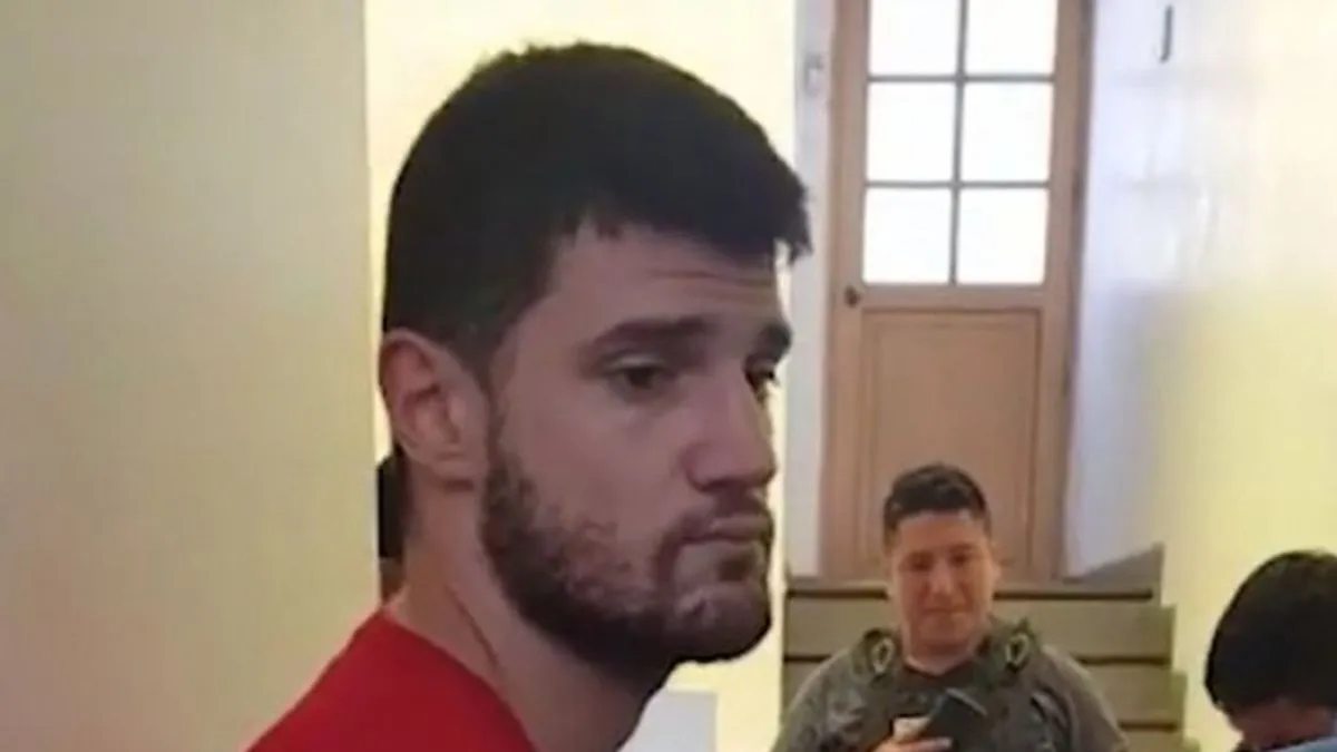 On je u januaru 2019. godine hapšen u Peruu prilikom pokušaja krijumčarenja 1,3 tone kokaina na kojem je bila oznaka BiH.  