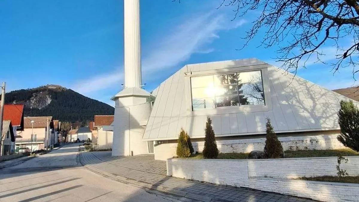 Oglasila se policija nakon napada na efendiju: Počinilac identifikovan