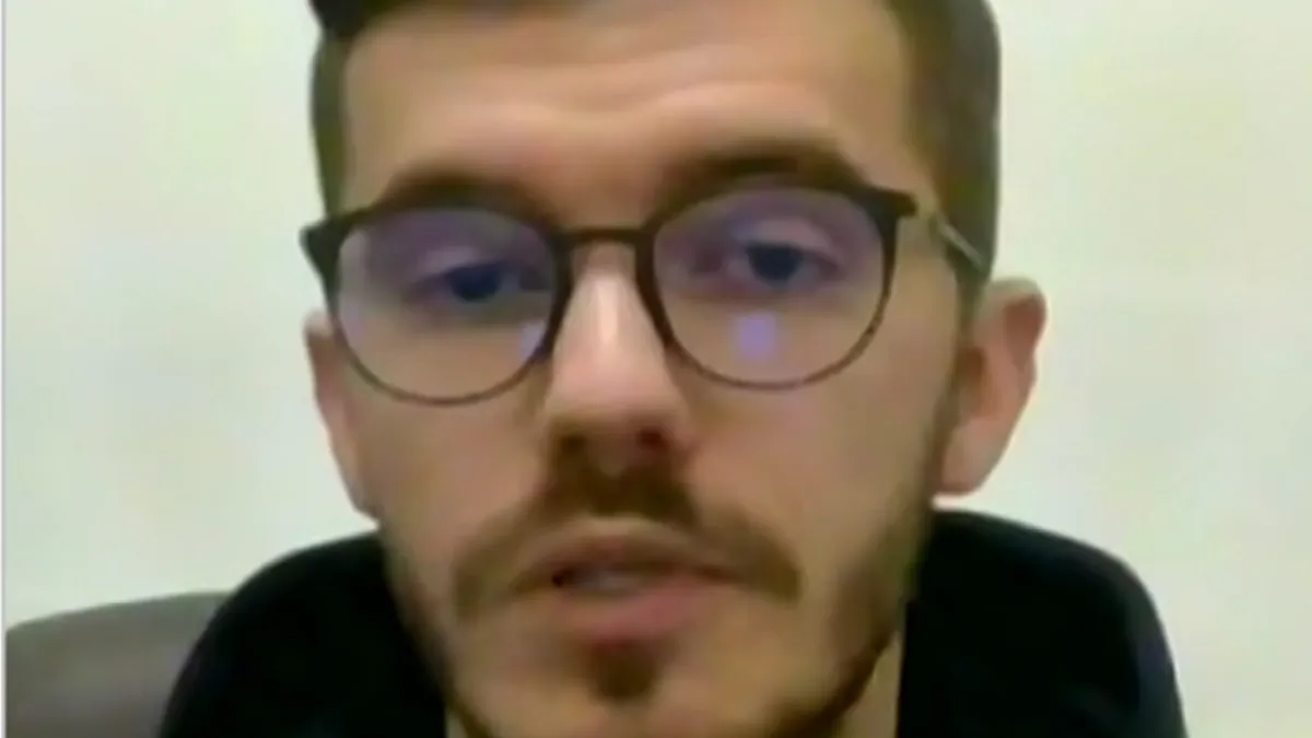 Pred Vladom Kantona Sarajevo danas je održan protest studenata koji žive u studentskim domovima na Bjelavama i u Nedžarićima zbog nedostatka grijanja i tople vode.