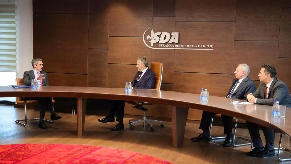 Sagovornici su razmijenili stavove o trenutnim prilikama u zemlji, uz naglašenu potrebu dosljednog poštivanja vladavine prava i očuvanja institucionalnog poretka.