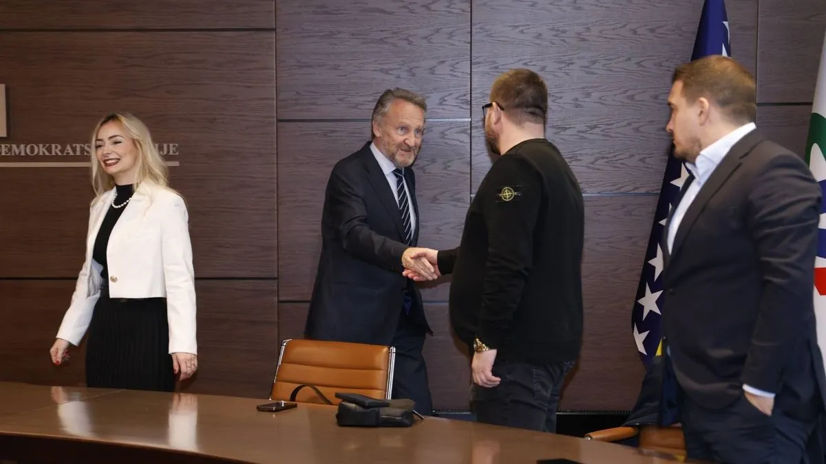 Prijem je dio kontinuirane prakse SDA da kroz simbolične i sadržajne susrete afirmira međureligijski i međunacionalni dijalog.