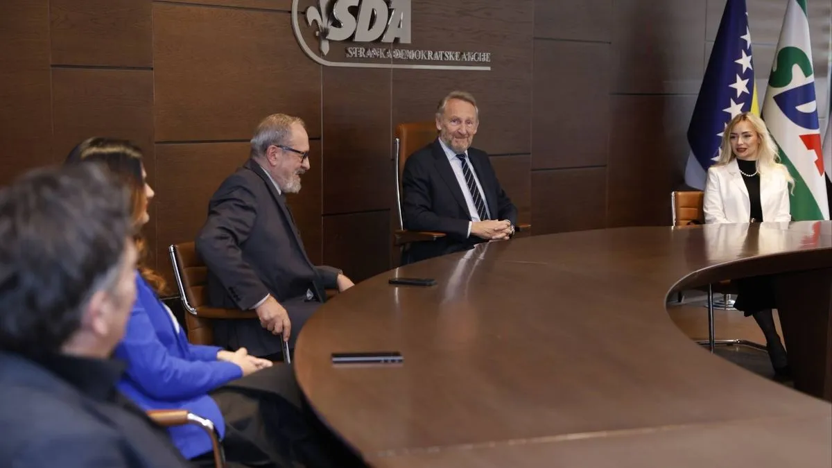 Prijem je dio kontinuirane prakse SDA da kroz simbolične i sadržajne susrete afirmira međureligijski i međunacionalni dijalog.