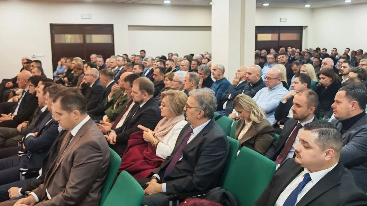 Izetbegović: Trojka je imala priliku, ali nije isporučila rezultate, pripremamo plan reformi