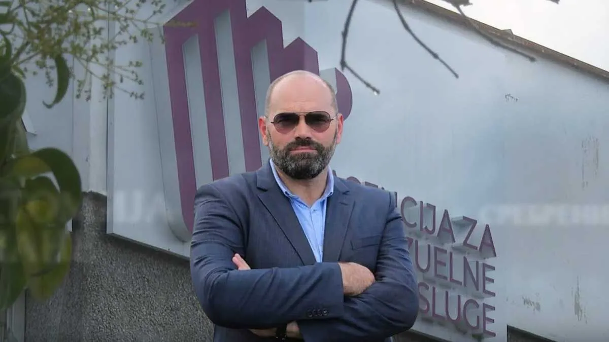 Klub poslanika BS-a odmah je reagovao i obavijestio Vrhovno državno tužilaštvo, Agenciju za audiovizuelne medijske usluge (AMA) i Zaštitnika ljudskih prava i sloboda.