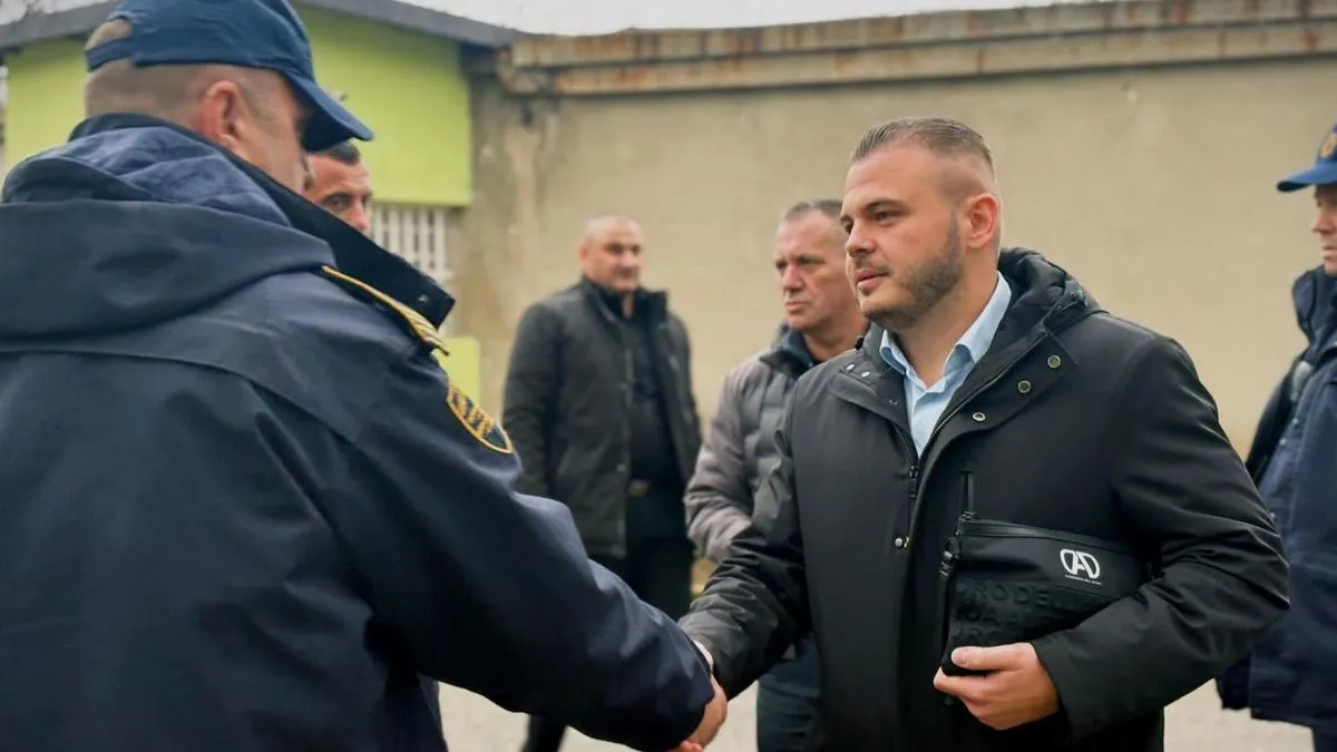 Cjelokupan božićni prijem protekao je u mirnoj i dostojanstvenoj atmosferi, na zadovoljstvo svih učesnika.