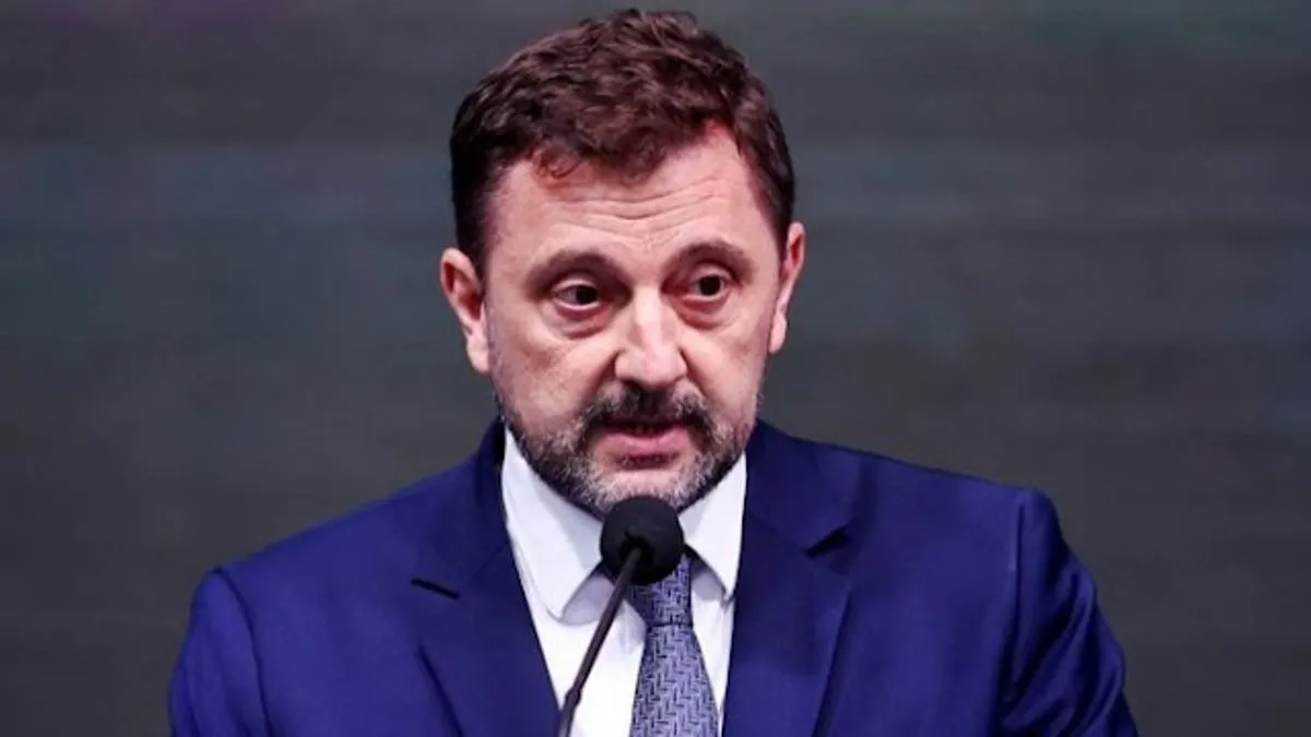 Svašta je u slučaju paljevine službenog automobila gradonačelnik napisao i izrekao