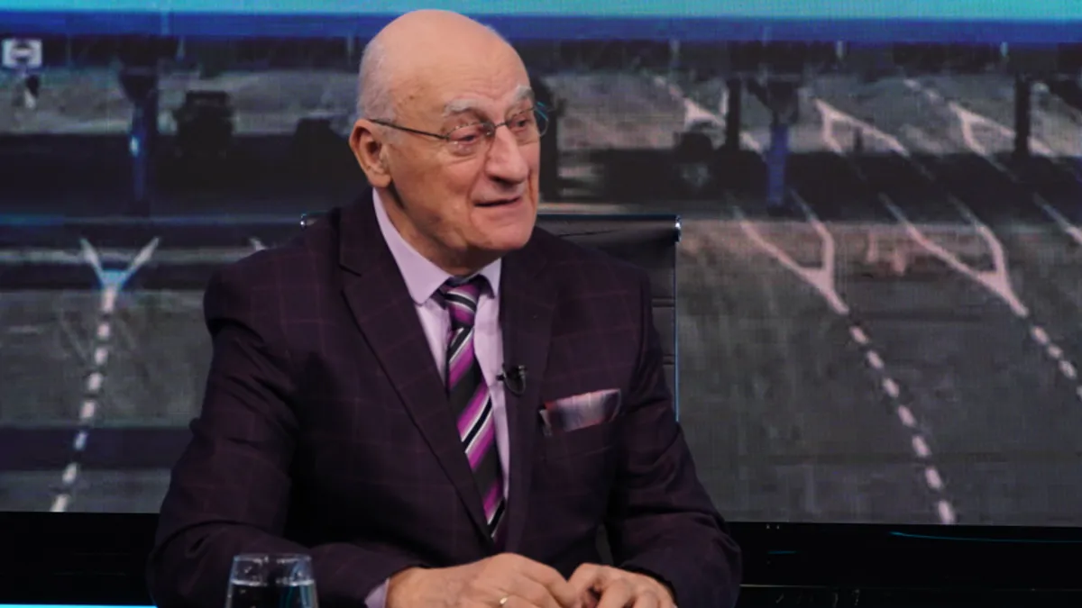 Ne prestaju političke turbulencije u BiH i različiti pokušaji da se ipak usvoje dva zakona koja su preostala kako bi EU dala BiH datum za početak pregovora o punopravnom članstvu.