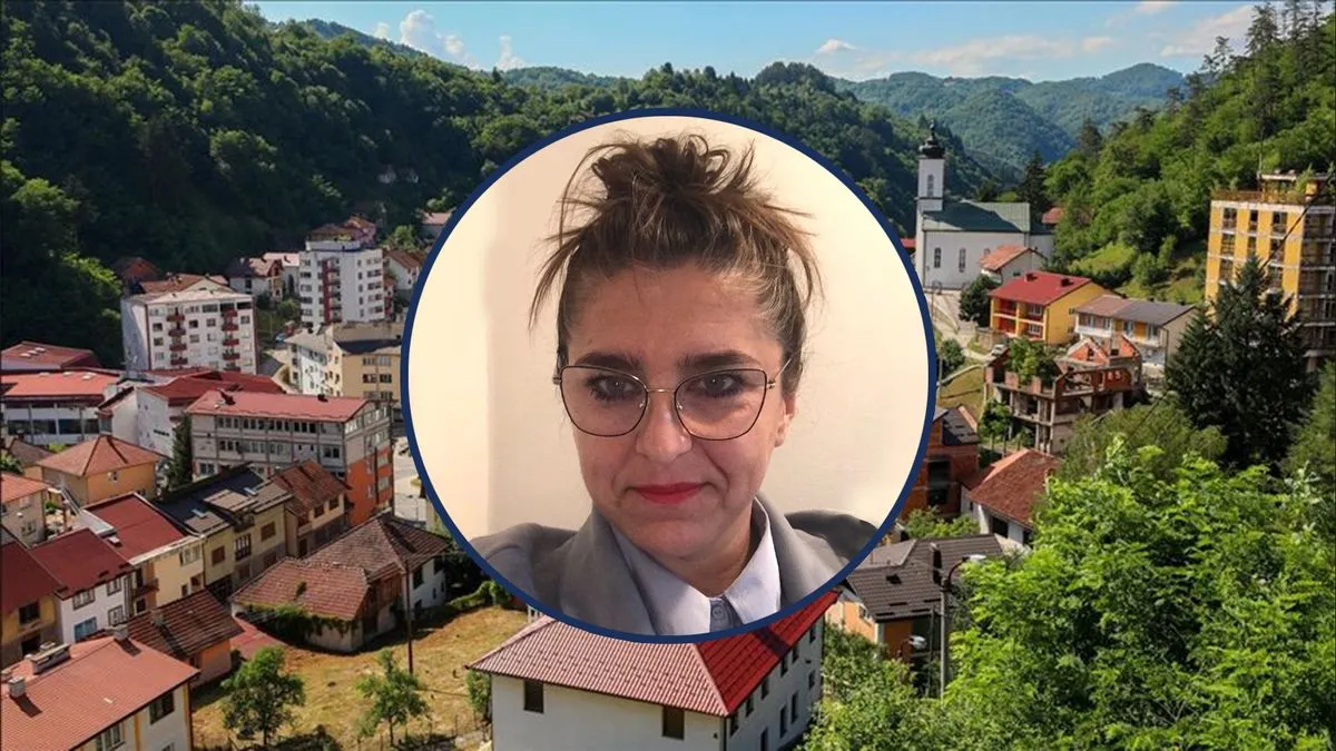 Jedini domet nas povratnika za državne praznike jeste da hodamo ulicama sa zastavama. Naša prava su totalno ugrožena - govori. 