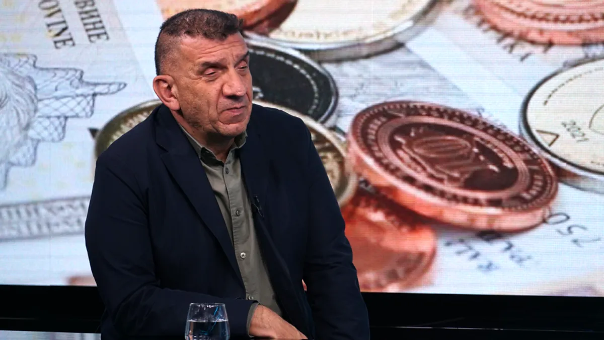 Kraj je godine, a ekonomsko-socijalno vijeće Federacije BiH raspravlja o novoj odluci Vlade FBiH o određivanju minimalne plate, sada prema stepenu stručne spreme.