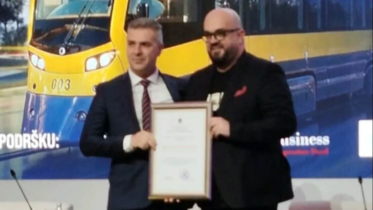 U ambijentu prepoznatljivog sarajevskog sjaja, pred predstavnicima institucija, stručnjacima i građanima, predstavljen je historijski osvrt na razvoj javnog prijevoza.