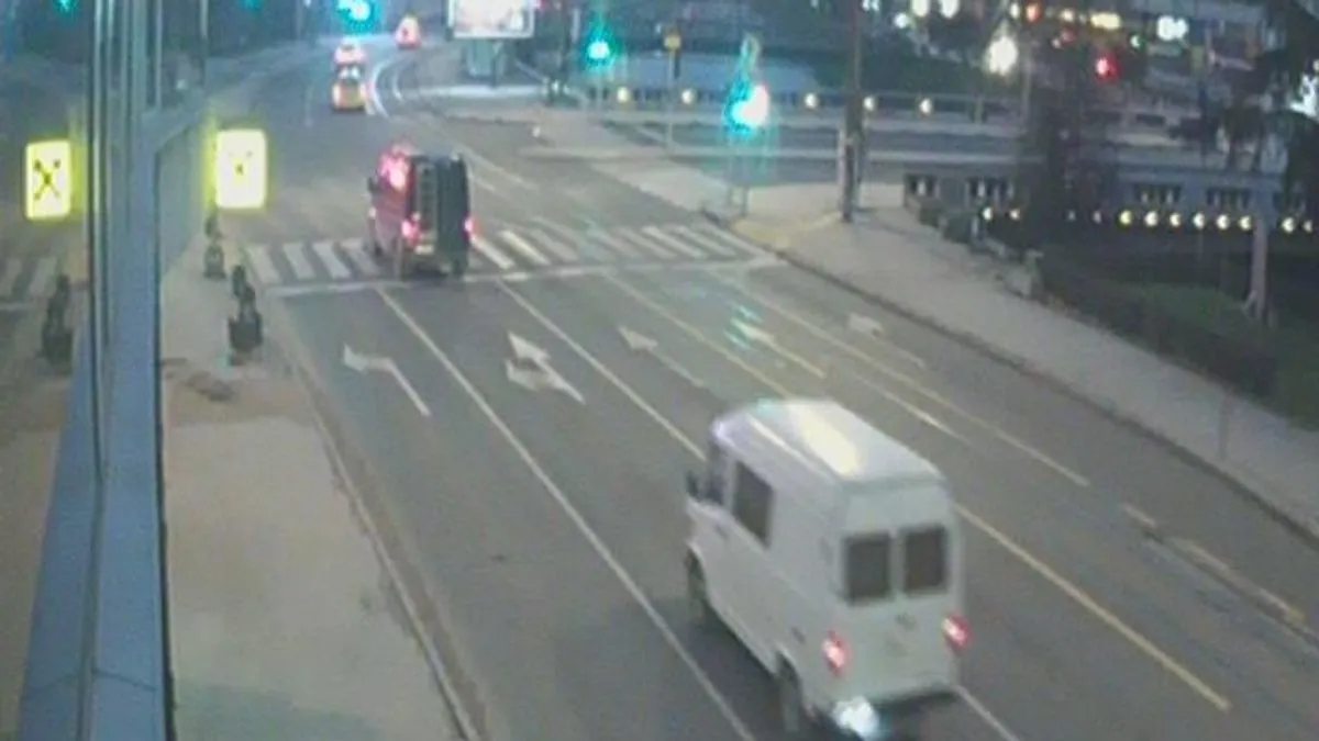 Nadležne službe upozoravaju i na povećan rizik od odrona zemlje i kamenja na kolovoz.