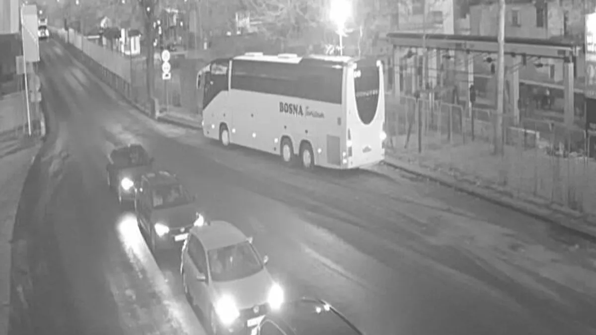 Nadležne službe upozoravaju i na povećan rizik od odrona zemlje i kamenja na kolovoz.