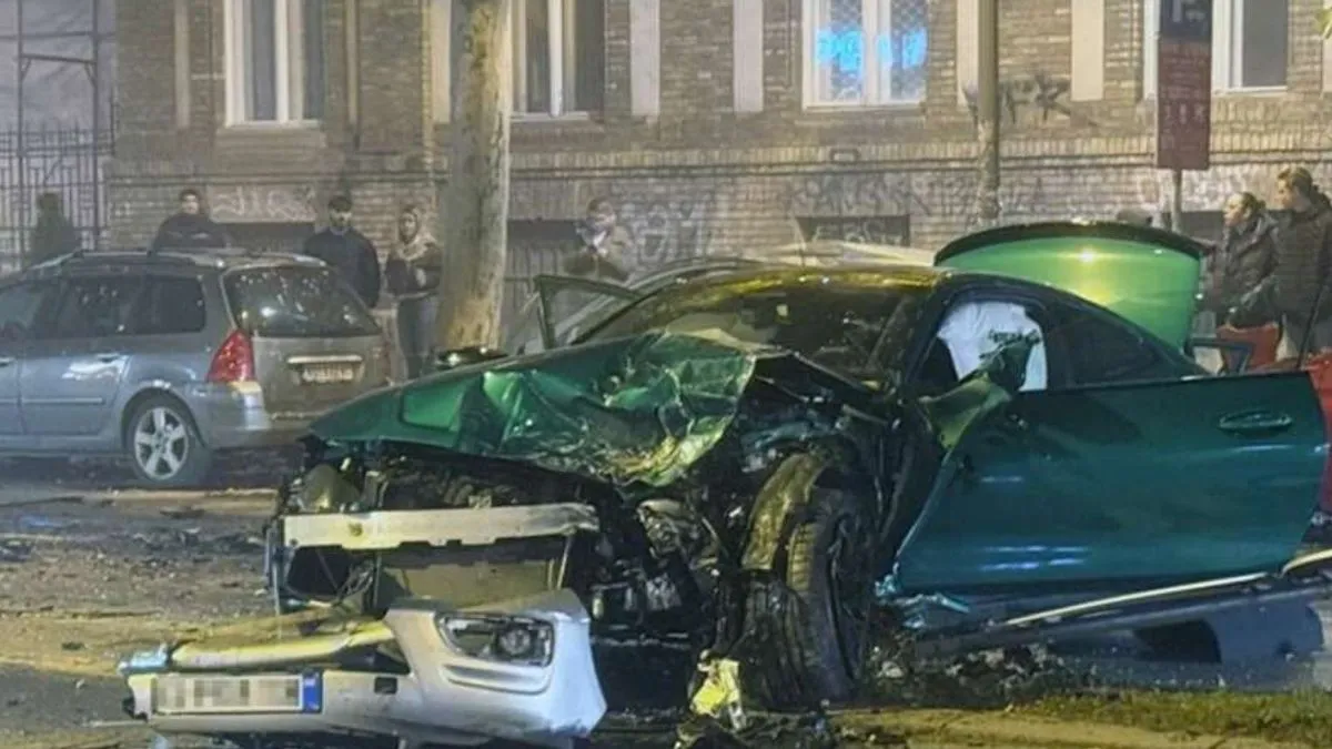 Taksista podlegao povredama nakon jezivog sudara sa BMW