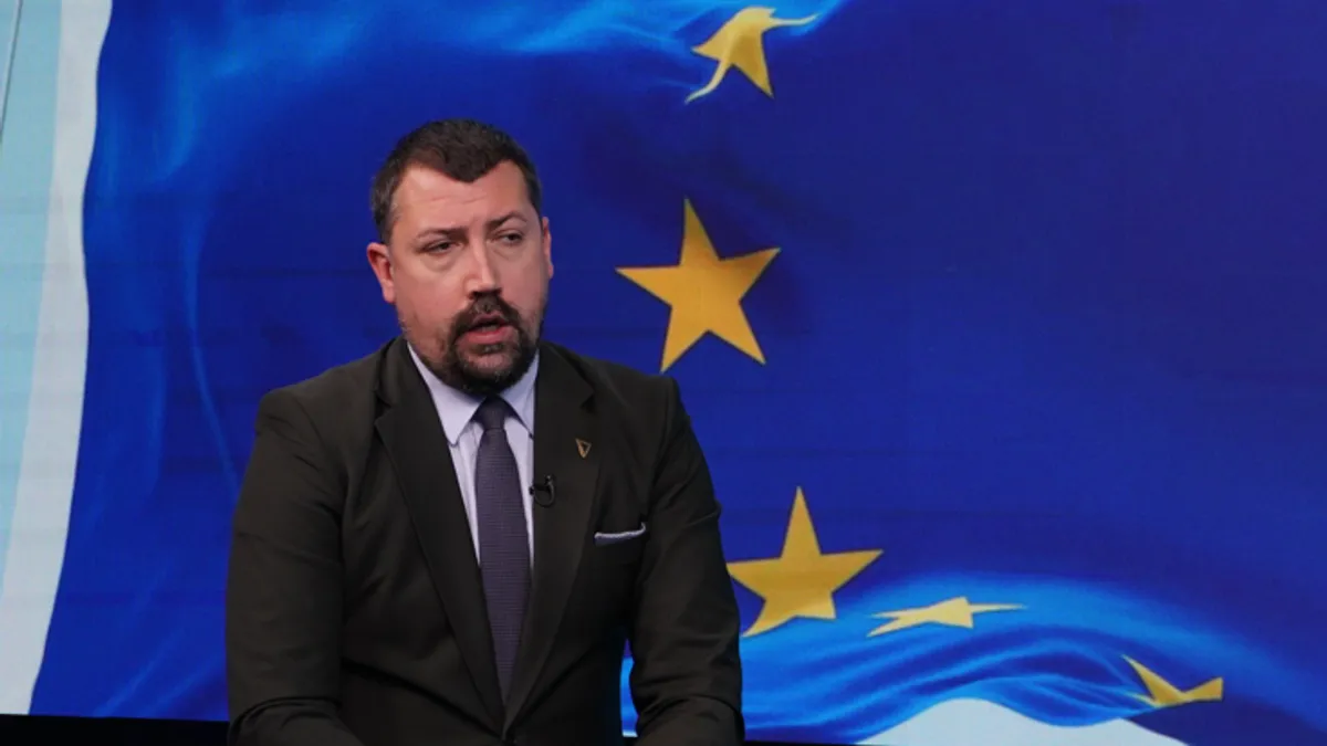 Evropska komisija službeno je potvrdila 'Evropsku agendu BiH' kao plan reformi kojim se omogućuje našoj zemlji povlačenje preko 900 miliona eura sredstava iz 'Plana rasta'.