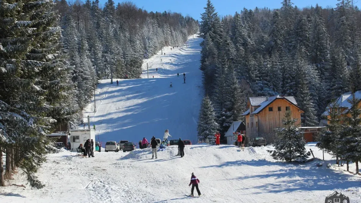 Od 2023. godine na Ponijerima radi savremeno obnovljeni ski-lift koji je značajno poboljšao uvjete za skijaše