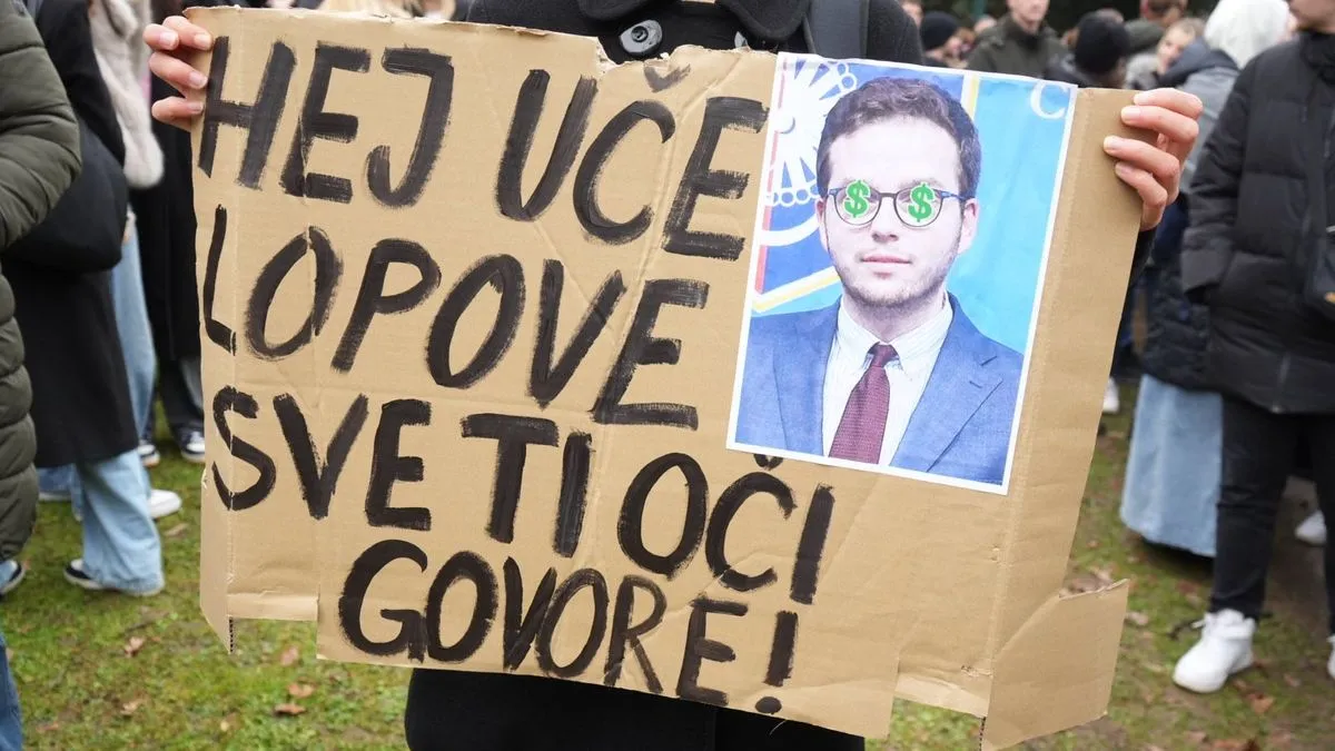 Je l’ vam vruće, premijeru Uče?: Studenti za nebrigu optužuju premijera KS