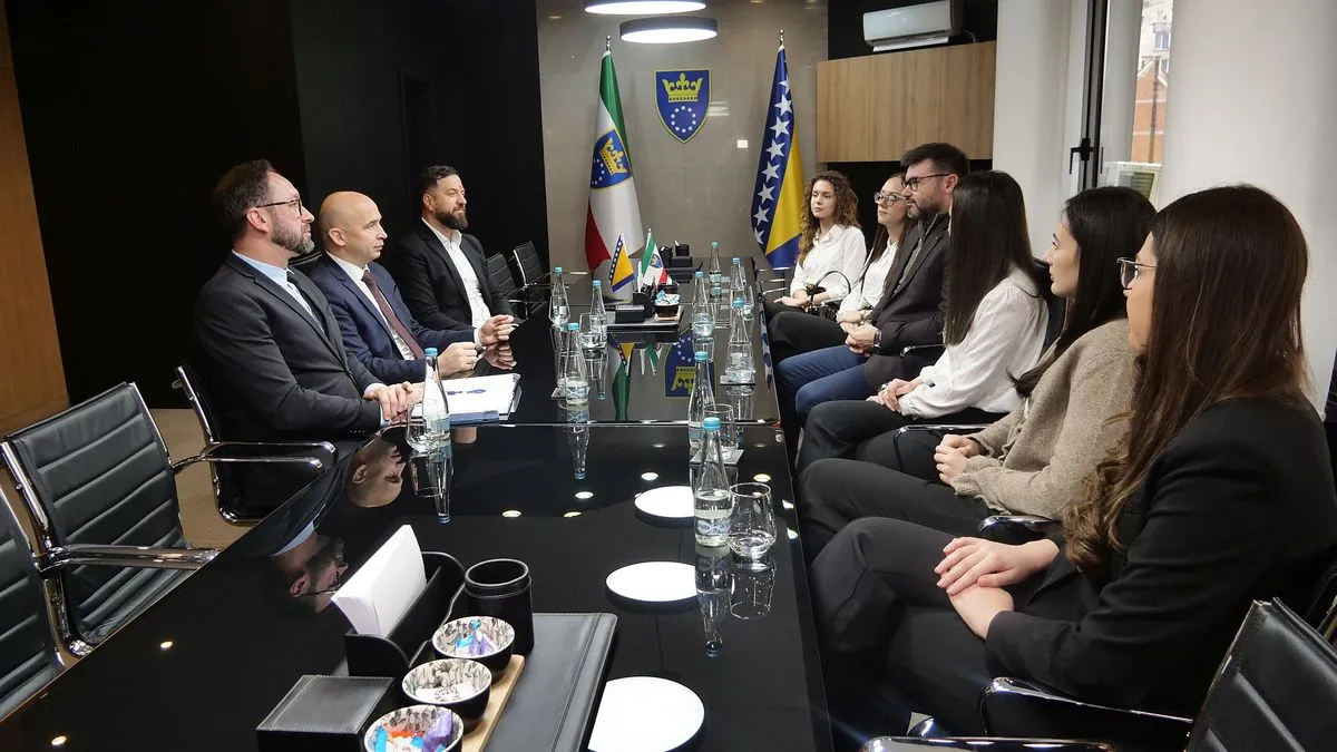 Premijer Pivić upriličio prijem za državne prvakinje Pravnog fakulteta UNZE