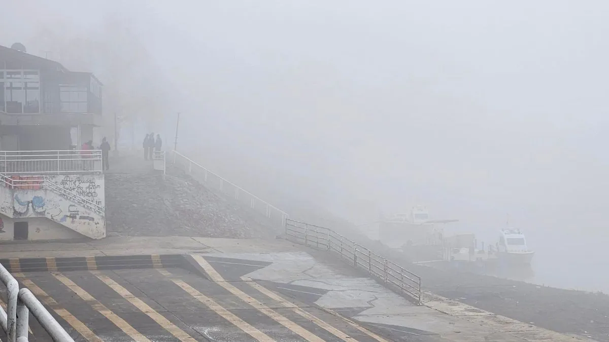 Policajci nastavljaju potragu jer su tokom dana našli putne isprave još jedne osobe koja nije pronađena ni primljena u bolnicu