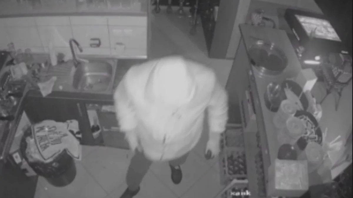 Policija je obaviještena i radi na identifikaciji i pronalasku počinioca.                