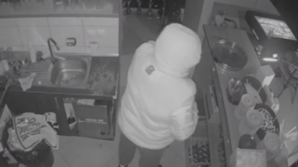 Policija je obaviještena i radi na identifikaciji i pronalasku počinioca.                