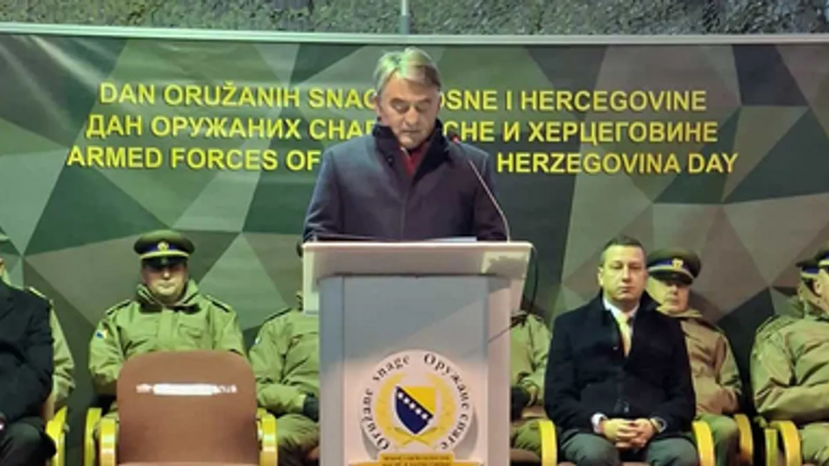 Pripadnici Oružanih snaga prvi pomažu građanima tokom poplava, požara i sličnih ekstremnih situacija