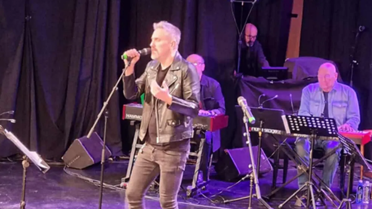 Više od 30 vrhunskih izvođača u glavnom bh. gradu zaduženi su za bezvremenske hitove 