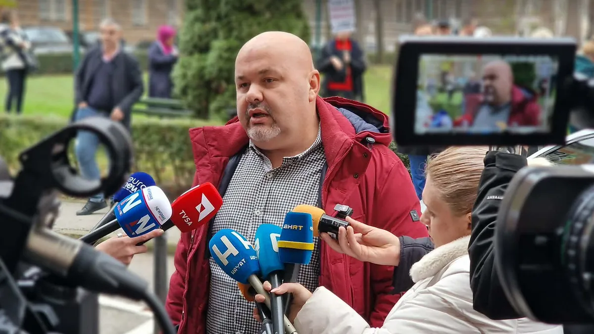 Protesti provjetara ispred Vlade KS zbog konkursne procedure! Sivro: Sistemska diskriminacija