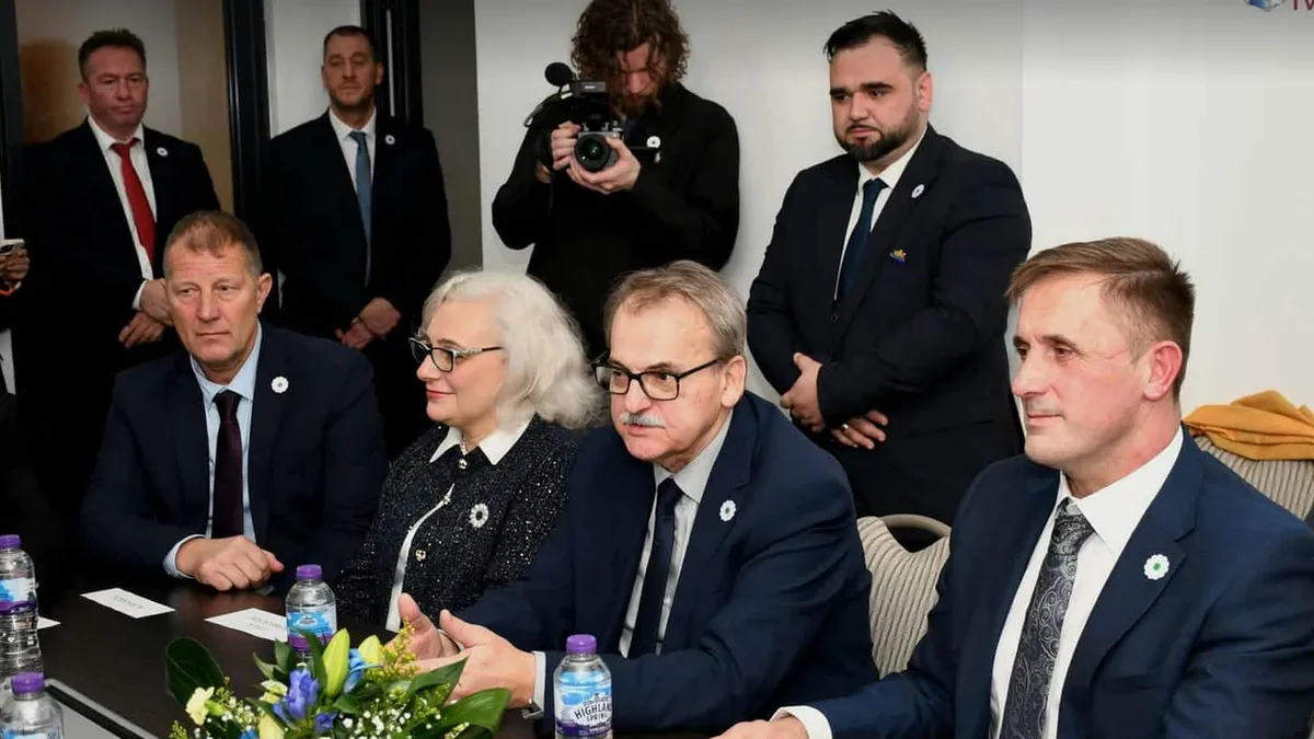 Komšić je posebno pohvalio rad BH UK Networka, organizacije koja je tokom tri decenije izrasla u jedan od najvažnijih stubova bosanskohercegovačke dijaspore u Velikoj Britaniji