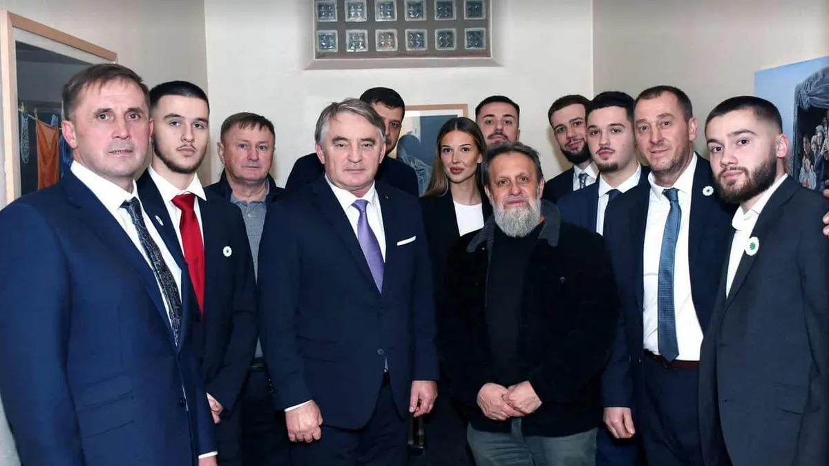 Komšić je posebno pohvalio rad BH UK Networka, organizacije koja je tokom tri decenije izrasla u jedan od najvažnijih stubova bosanskohercegovačke dijaspore u Velikoj Britaniji