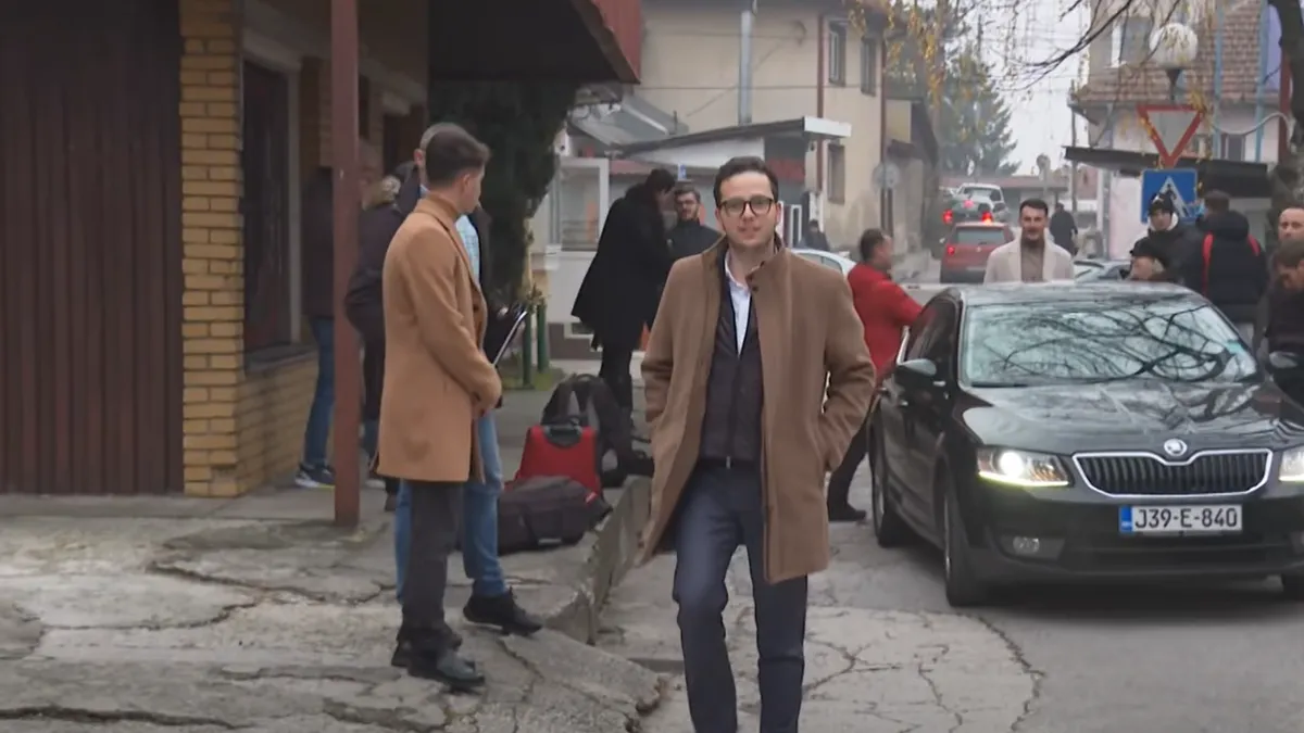 Studenti su ih, nezadovoljni odnosom nadležnih, dočekali sa brojnim transparentima. 