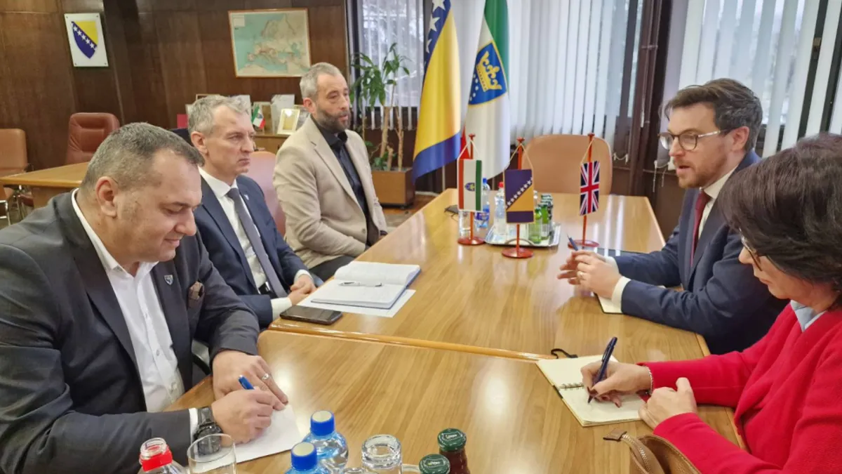 Vlada ZDK i Britanska ambasada: Razgovori o prioritetima, investicijama i borbi protiv korupcije