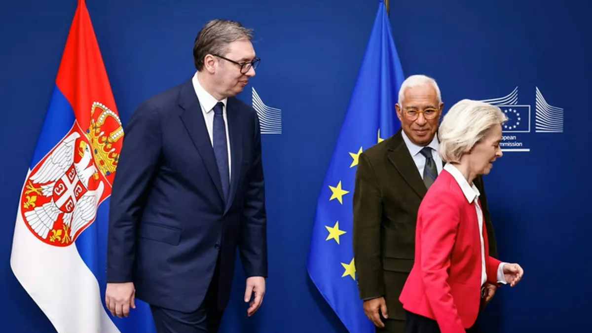 Razmjena je zabilježena pred kamerama i brzo je privukla pažnju evropskih novinara