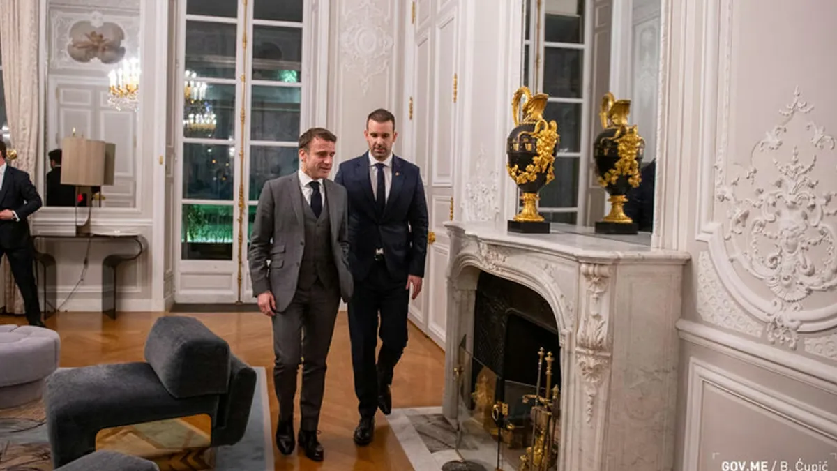 Francuska zaustavila dva poglavlja Crnoj Gori