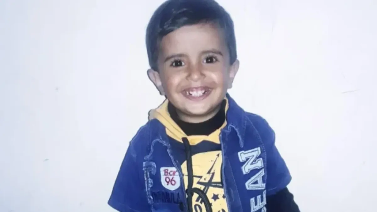 Humanitarno udruženje Pomozi.ba objavilo je apel za dječaka Hadija iz Gaze koji ima samo 2,5 godine.