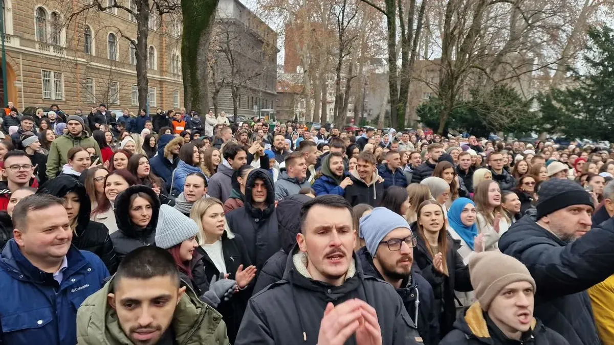 Usvajanje budžeta će nam pokazati da li je sanacija kotlovnice uvrštena i da li su do tada formirana upravljačka tijela u Studentskom centru, kaže Mešan