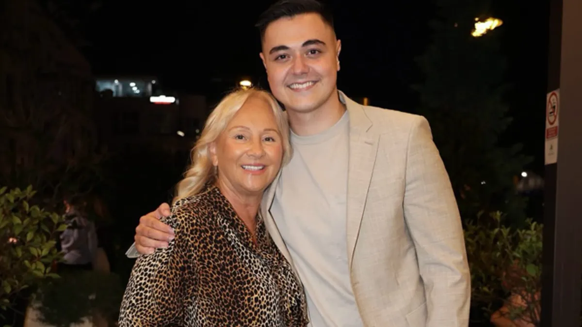 Za tu press konferenciju me veže jedan momenat kada je Gordana tražila da sjednem pored nje 