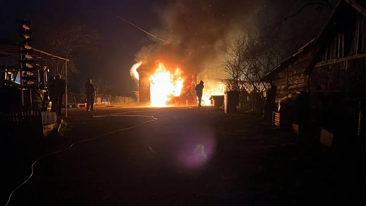 U kratkoj izjavi za javnost, Hatunić je naveo da je šteta velika, ali da mu riječi ohrabrenja prijatelja, komšija i poznanika daju snagu da nastavi dalje.