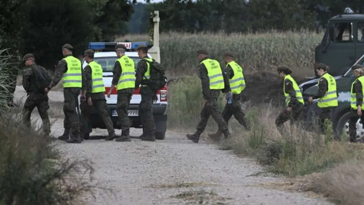 Oružje kojim je počinjeno ubistvo je pronađeno. Prema riječima vlasti, riječ je o ruskom lovačkom nožu Finka s fiksnom oštricom.
