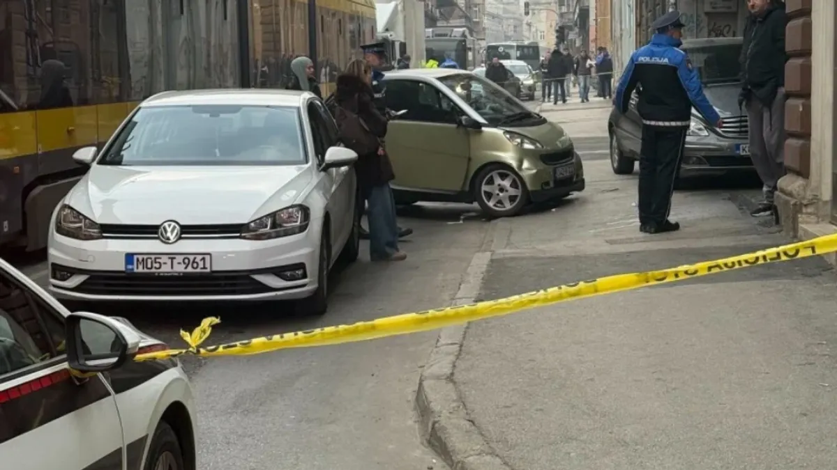 U ovoj saobraćajnoj nezgodi teške tjelesne povrede zadobila je 76-godišnja pješakinja, a ljekarsku pomoć joj je ukazala ekipa Zavoda za hitnu medicinsku pomoć KS.